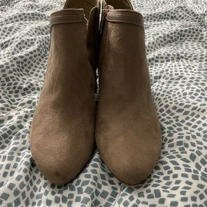 XAPPEAL WOMENS BOOTIE - BLACK & TAN